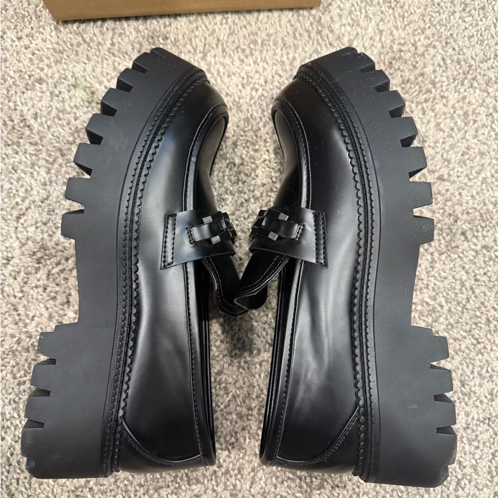 Steve Madden women’s size 9 loafers - Picture 3 of 5